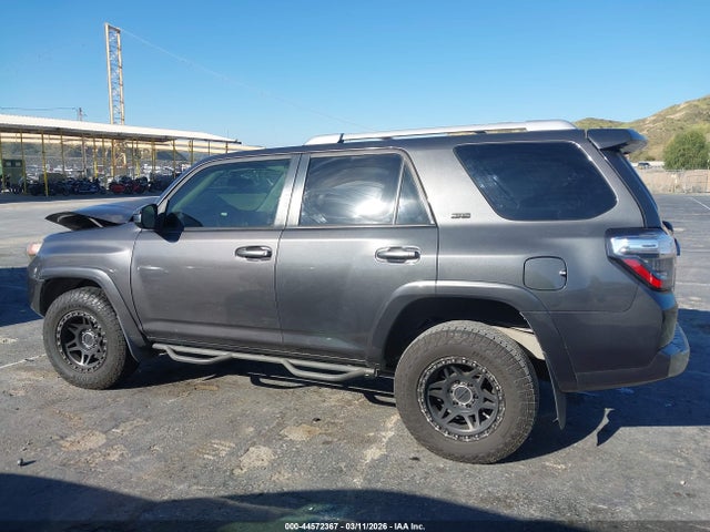 Toyota 4RUNNER SR5 2015 JTEBU5JR9F5264820 Image 15
