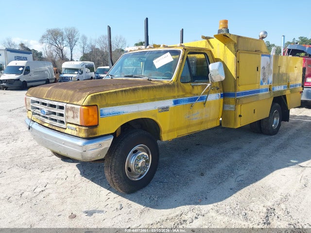 44572461 :رقم المزاد ، 2FDLF47M5LCA50445 vin ، 1990 Ford F Super Duty مزاد بيع