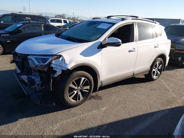 Toyota Rav4 Xle 2017 2T3WFREV5HW375181 Image 2