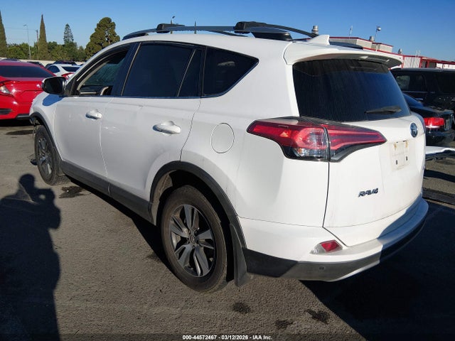 Toyota Rav4 Xle 2017 2T3WFREV5HW375181 Image 3