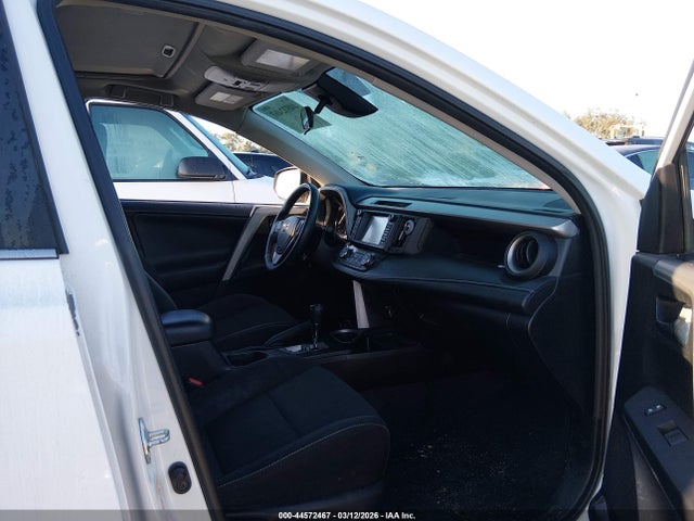 Toyota Rav4 Xle 2017 2T3WFREV5HW375181 Image 5