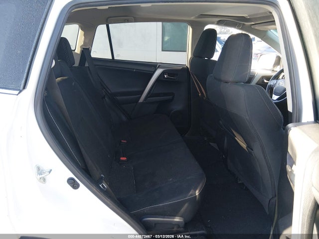 Toyota Rav4 Xle 2017 2T3WFREV5HW375181 Image 8