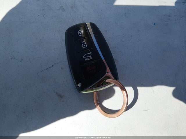 5XYZUDLBXHG400752 Hyundai Santa Fe Sport 2.4l