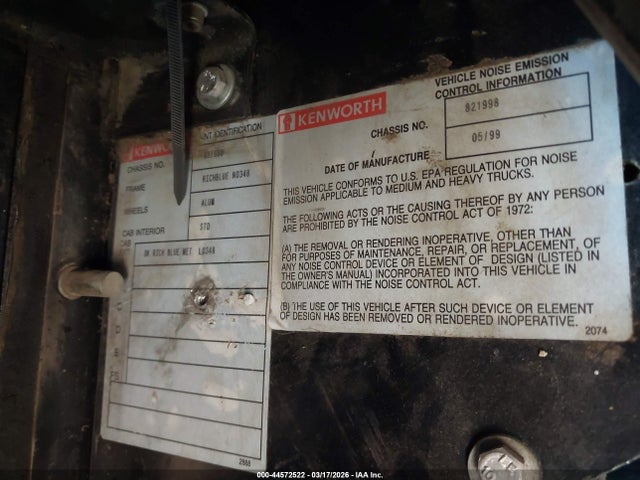 44572522 :رقم المزاد ، 1XKWDB9XXYR821998 vin ، 2000 Kenworth Construction W900 مزاد بيع