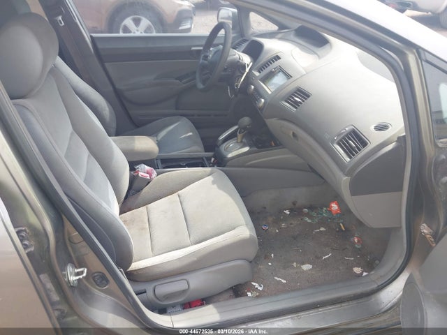 Продажа на аукционе авто 2006 Honda Civic Lx, vin: 1HGFA16576L016589, номер лота: 44572535