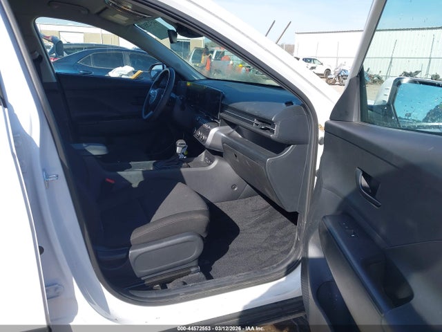 44572553 :رقم المزاد ، KM8HA3AB6SU273761 vin ، 2025 Hyundai Kona Se مزاد بيع