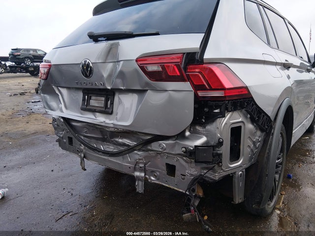Aukcja sprzedaży 2022 Volkswagen Tiguan 2.0t Se R-line Black, vin: 3VVCB7AX3NM159869, numer aukcji: 44572580