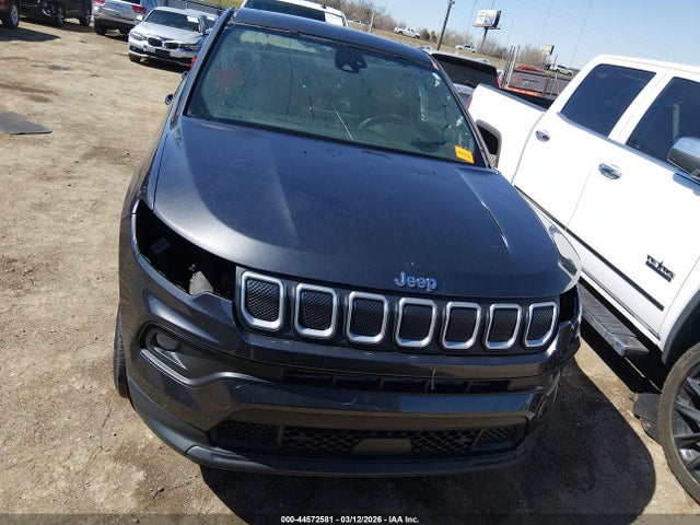 44572581 :رقم المزاد ، 3C4NJDFB9NT165882 vin ، 2022 Jeep Compass Latitude Lux 4x4 مزاد بيع