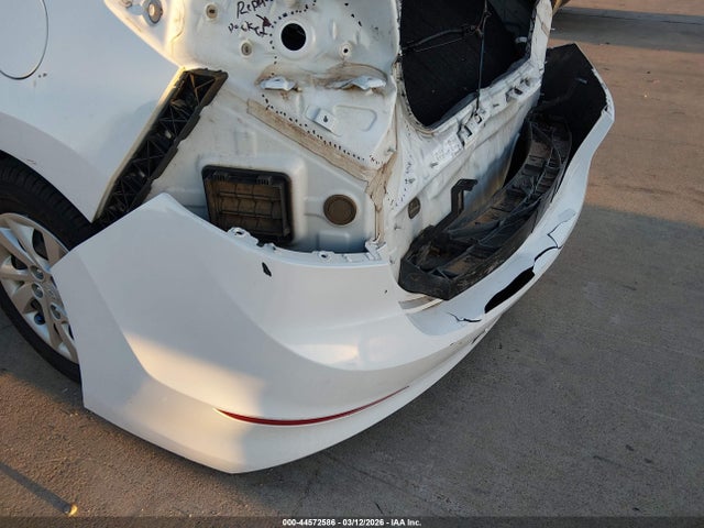 5NPD74LF7JH229560 Hyundai ELANTRA SE