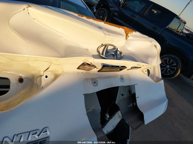 Hyundai ELANTRA SE 2018 5NPD74LF7JH229560 Image 6