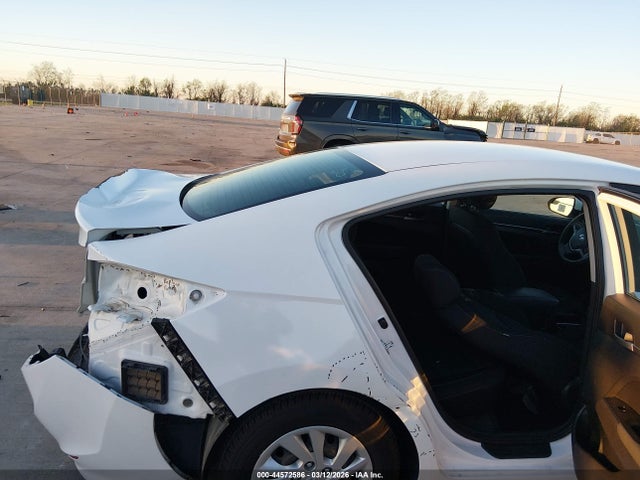 Hyundai ELANTRA SE 2018 5NPD74LF7JH229560 Image 8