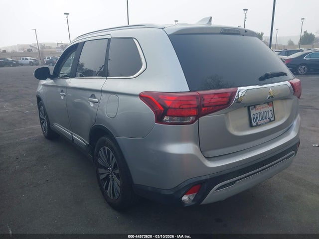 2019 MITSUBISHI OUTLANDER JA4AD3A33KZ025017 Photo 2