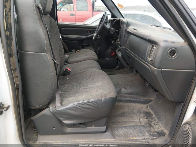 Продаж на аукціоні авто 2000 Chevrolet Silverado 1500, vin: 1GCEC14T0YE297146, номер лоту: 44572652