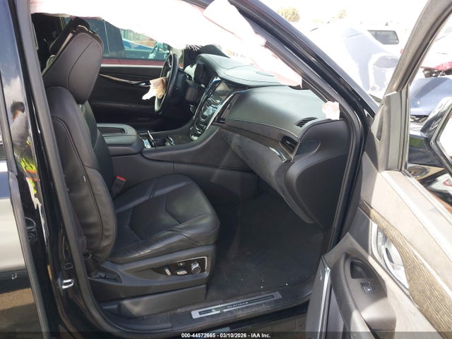 2016 Cadillac Escalade Platinum მანქანა იყიდება აუქციონზე, vin: 1GYS4DKJ7GR368587, აუქციონის ნომერი: 44572665