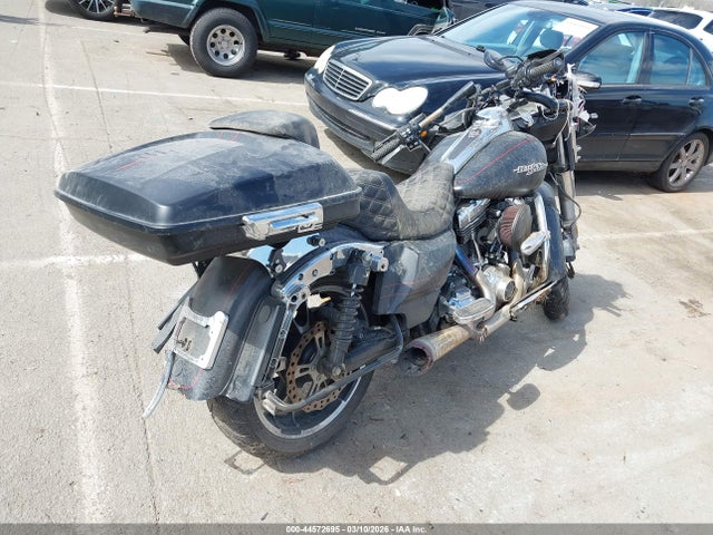 1HD1KRM1XGB618672 Harley-Davidson Flhxs Street Glide Special