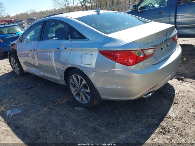 Продажа на аукционе авто 2013 Hyundai Sonata Se 2.0t, vin: 5NPEC4AB2DH579392, номер лота: 44572738