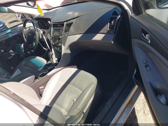 Продажа на аукционе авто 2013 Hyundai Sonata Se 2.0t, vin: 5NPEC4AB2DH579392, номер лота: 44572738