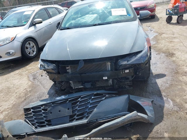 KMHLN4AJ5NU027185 Hyundai Elantra Hybrid Limited