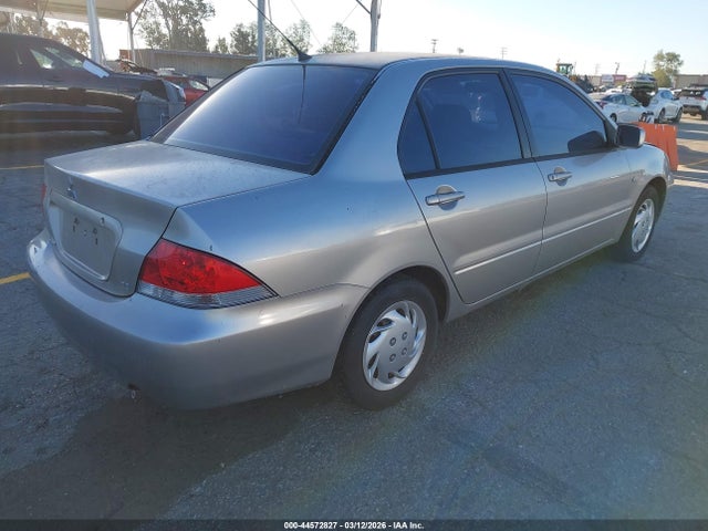 2005 MITSUBISHI LANCER JA3AJ26E45U051743 Photo 3