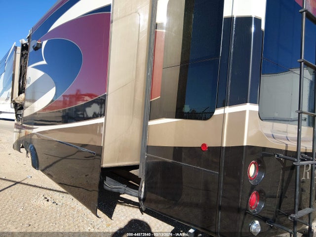 Продаж на аукціоні авто 2012 Redwood Other, vin: 4V0FC3620CR002123, номер лоту: 44572840