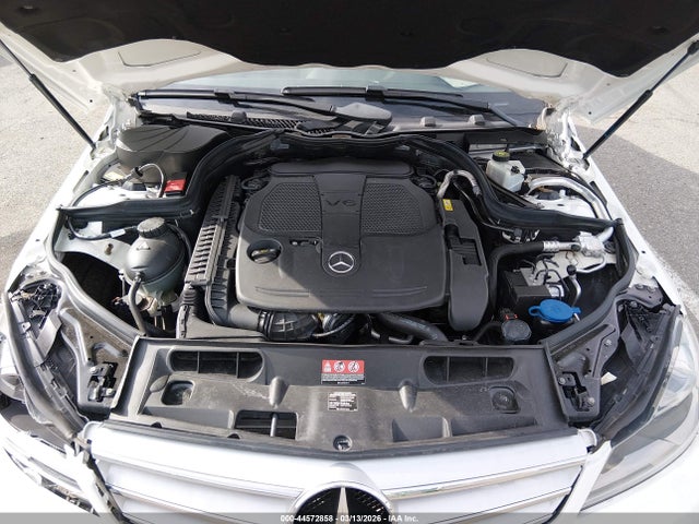 44572858 :رقم المزاد ، WDDGF8AB6DG146904 vin ، 2013 Mercedes-benz C 300 Sport 4matic مزاد بيع