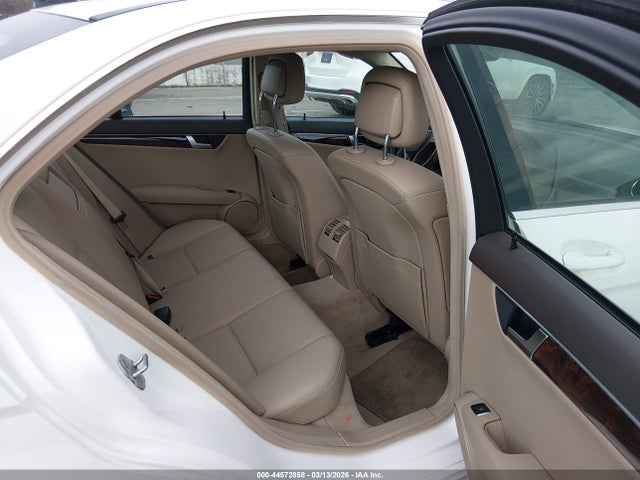 44572858 :رقم المزاد ، WDDGF8AB6DG146904 vin ، 2013 Mercedes-benz C 300 Sport 4matic مزاد بيع