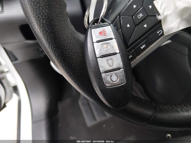 3N1CP5CU7KL519723 Nissan KICKS SR