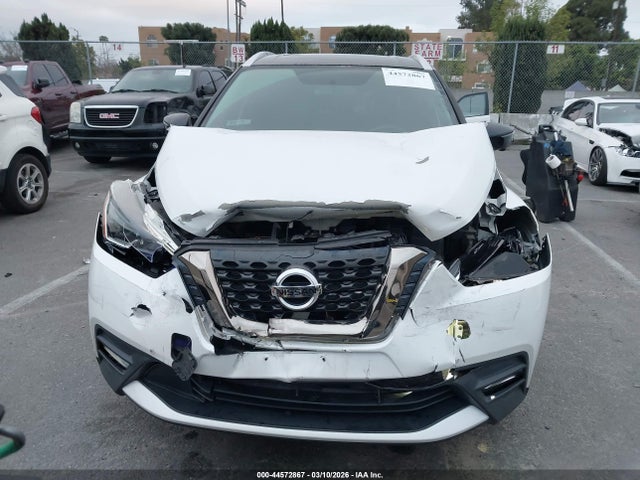 3N1CP5CU7KL519723 Nissan KICKS SR