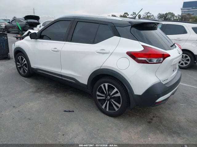 3N1CP5CU7KL519723 Nissan KICKS SR