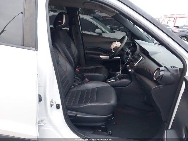 3N1CP5CU7KL519723 Nissan KICKS SR