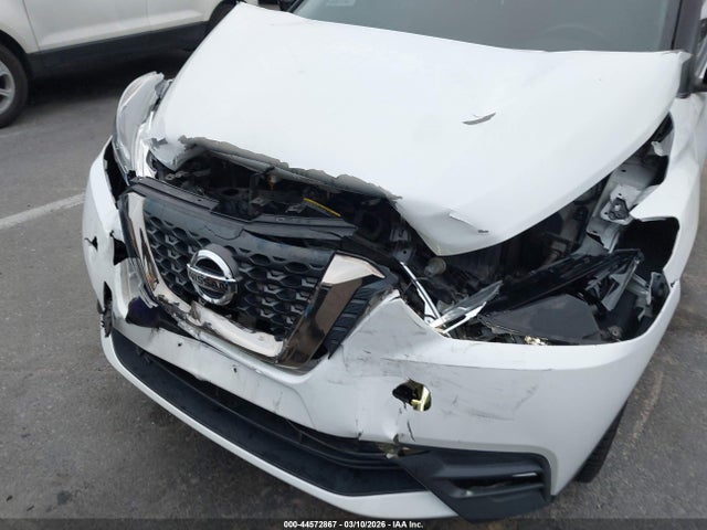 3N1CP5CU7KL519723 Nissan KICKS SR