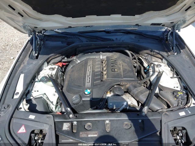 2015 Bmw 535i მანქანა იყიდება აუქციონზე, vin: WBA5B1C56FD922431, აუქციონის ნომერი: 44572878
