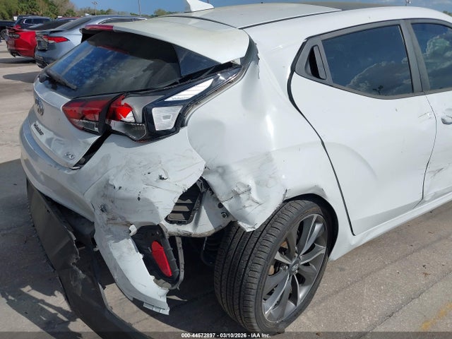 2020 HYUNDAI VELOSTER KMHTG6AF3LU029497 Photo 5