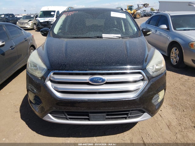 2017 Ford Escape Titanium მანქანა იყიდება აუქციონზე, vin: 1FMCU0JDXHUA00171, აუქციონის ნომერი: 44572900
