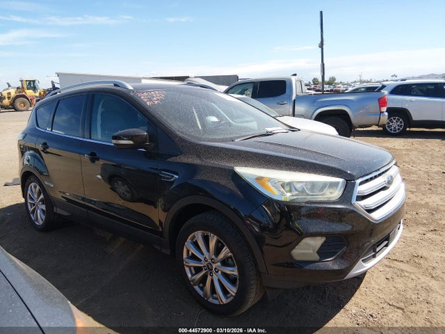 2017 Ford Escape Titanium მანქანა იყიდება აუქციონზე, vin: 1FMCU0JDXHUA00171, აუქციონის ნომერი: 44572900