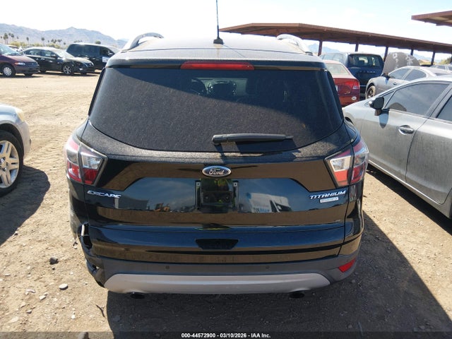 2017 Ford Escape Titanium მანქანა იყიდება აუქციონზე, vin: 1FMCU0JDXHUA00171, აუქციონის ნომერი: 44572900
