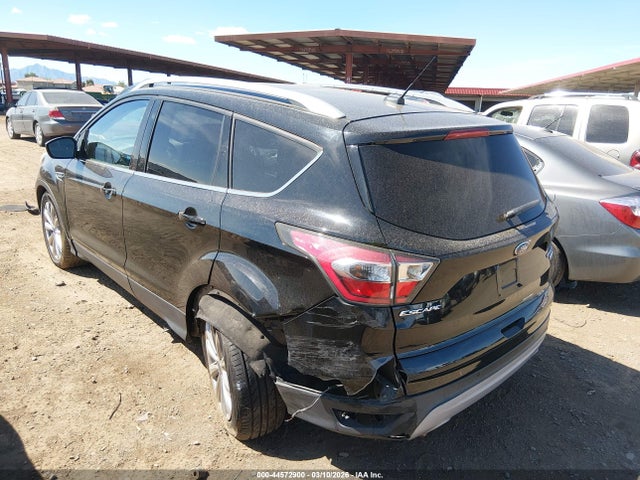2017 Ford Escape Titanium მანქანა იყიდება აუქციონზე, vin: 1FMCU0JDXHUA00171, აუქციონის ნომერი: 44572900