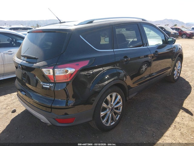 2017 Ford Escape Titanium მანქანა იყიდება აუქციონზე, vin: 1FMCU0JDXHUA00171, აუქციონის ნომერი: 44572900