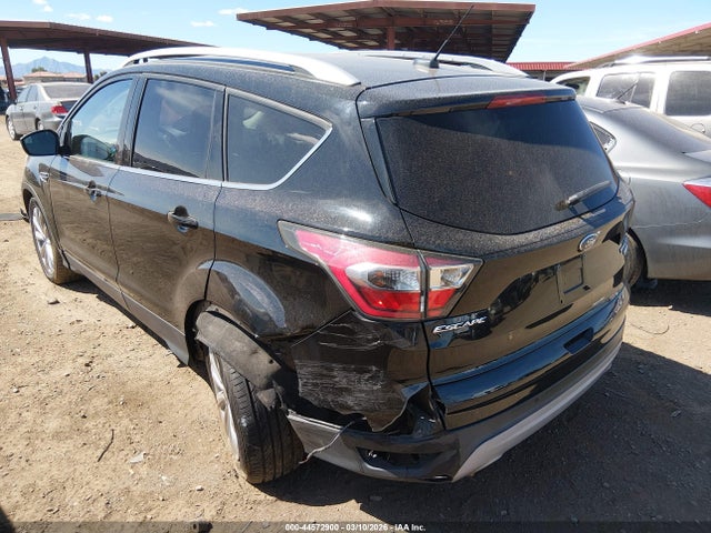 2017 Ford Escape Titanium მანქანა იყიდება აუქციონზე, vin: 1FMCU0JDXHUA00171, აუქციონის ნომერი: 44572900