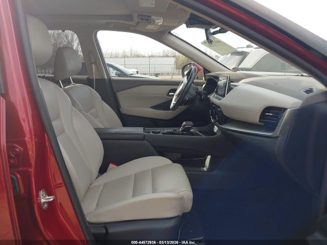 2021 NISSAN ROGUE JN8AT3BB8MW233997 Photo 4