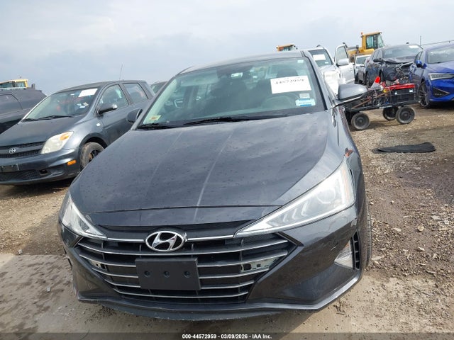 2020 Hyundai Elantra Sel მანქანა იყიდება აუქციონზე, vin: 5NPD84LF5LH562582, აუქციონის ნომერი: 44572959
