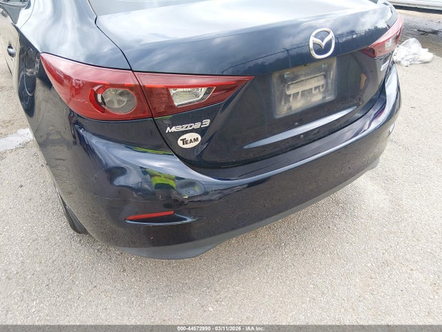 Продаж на аукціоні авто 2018 Mazda Mazda3 Sport, vin: 3MZBN1U79JM215623, номер лоту: 44572990