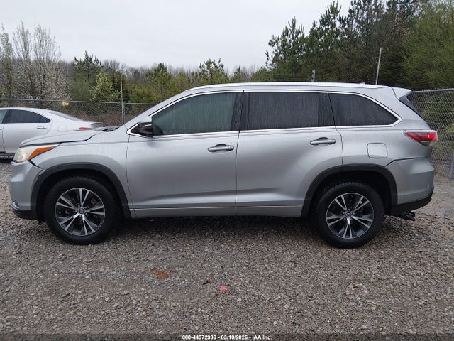 5TDKKRFH3GS138546 Toyota Highlander Xle V6