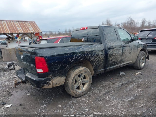 2017 Ram 1500 Express  4x4 6'4 Box მანქანა იყიდება აუქციონზე, vin: 1C6RR7FT0HS759777, აუქციონის ნომერი: 44573006