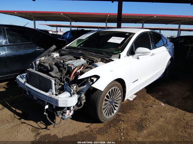 3FA6P0RU1JR120327 Ford Fusion Hybrid Titanium