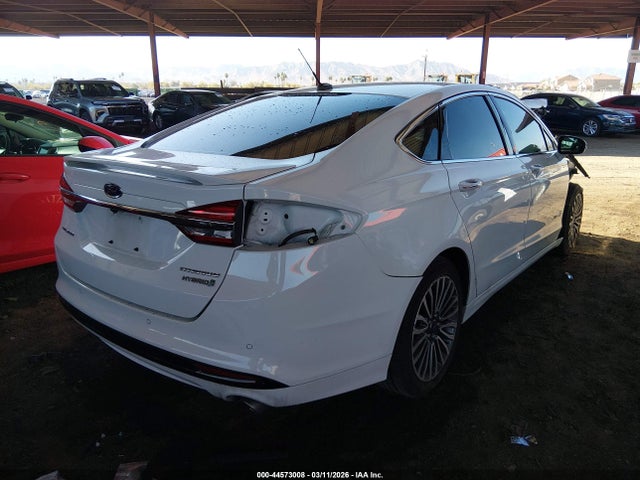 3FA6P0RU1JR120327 Ford Fusion Hybrid Titanium