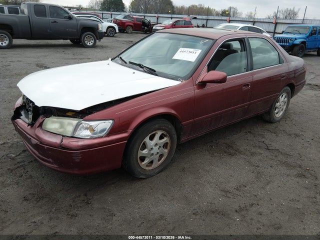 2001 TOYOTA CAMRY JT2BG22K910556798 Photo 1