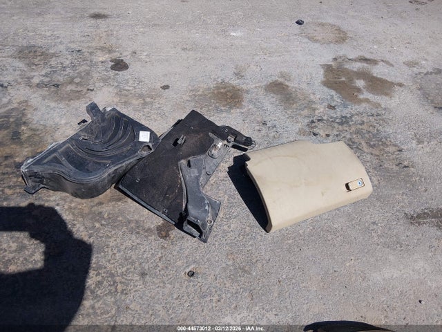 2008 Mercedes-benz C 300 Luxury 4matic მანქანა იყიდება აუქციონზე, vin: WDDGF81X68F087411, აუქციონის ნომერი: 44573012