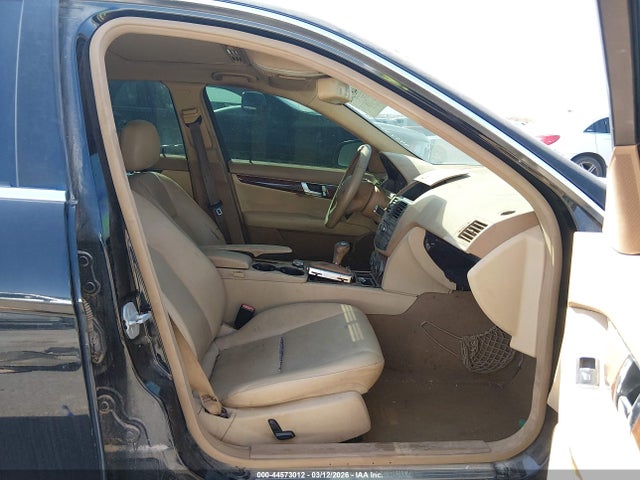 2008 Mercedes-benz C 300 Luxury 4matic მანქანა იყიდება აუქციონზე, vin: WDDGF81X68F087411, აუქციონის ნომერი: 44573012