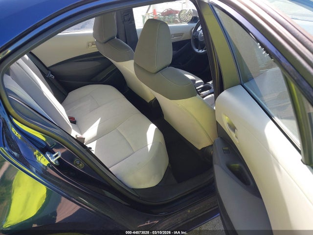 44573028 :رقم المزاد ، 5YFEPMAE1NP324641 vin ، 2022 Toyota Corolla Le مزاد بيع